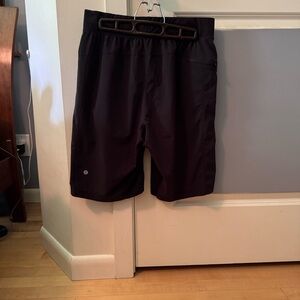 Lululemon Men's Black Shorts